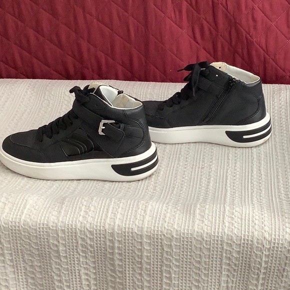 Geox high sneakers size 8 - Picture 2 of 9